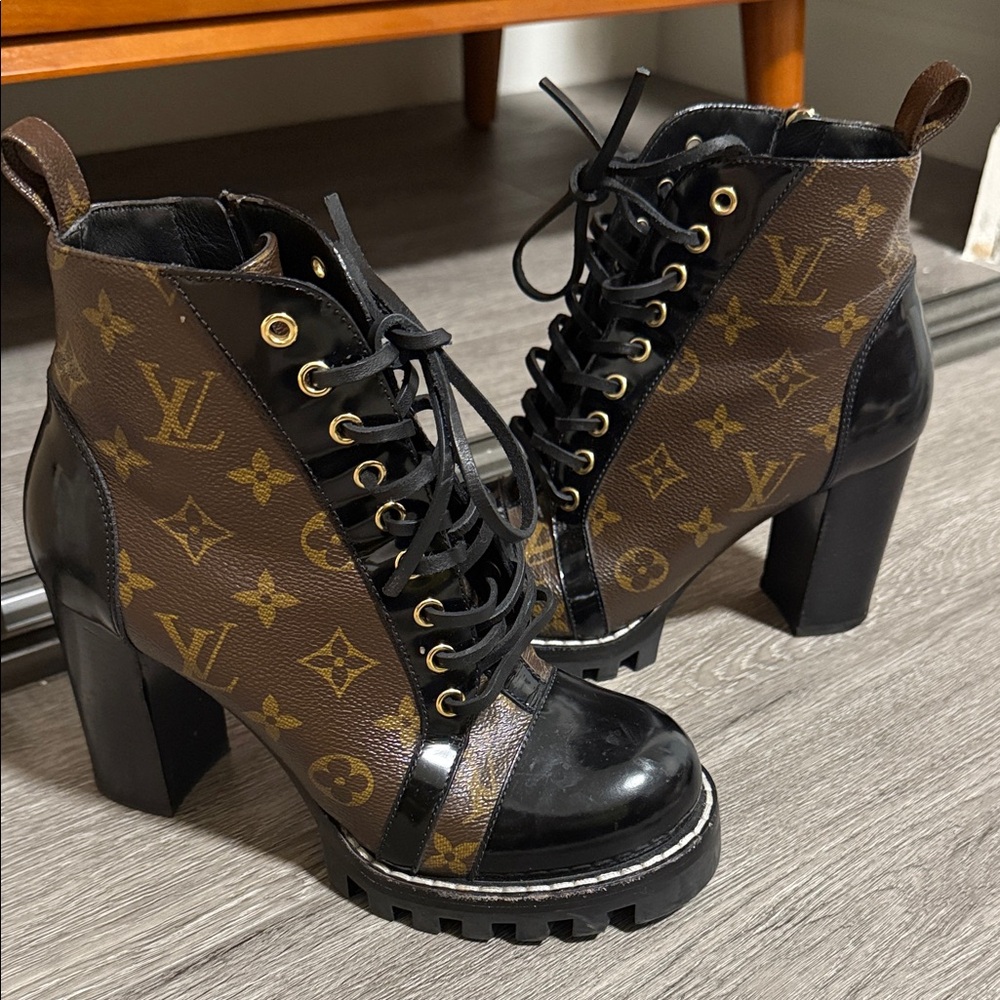 Louis Vuitton Women's Black and Brown Lace-Up Boots